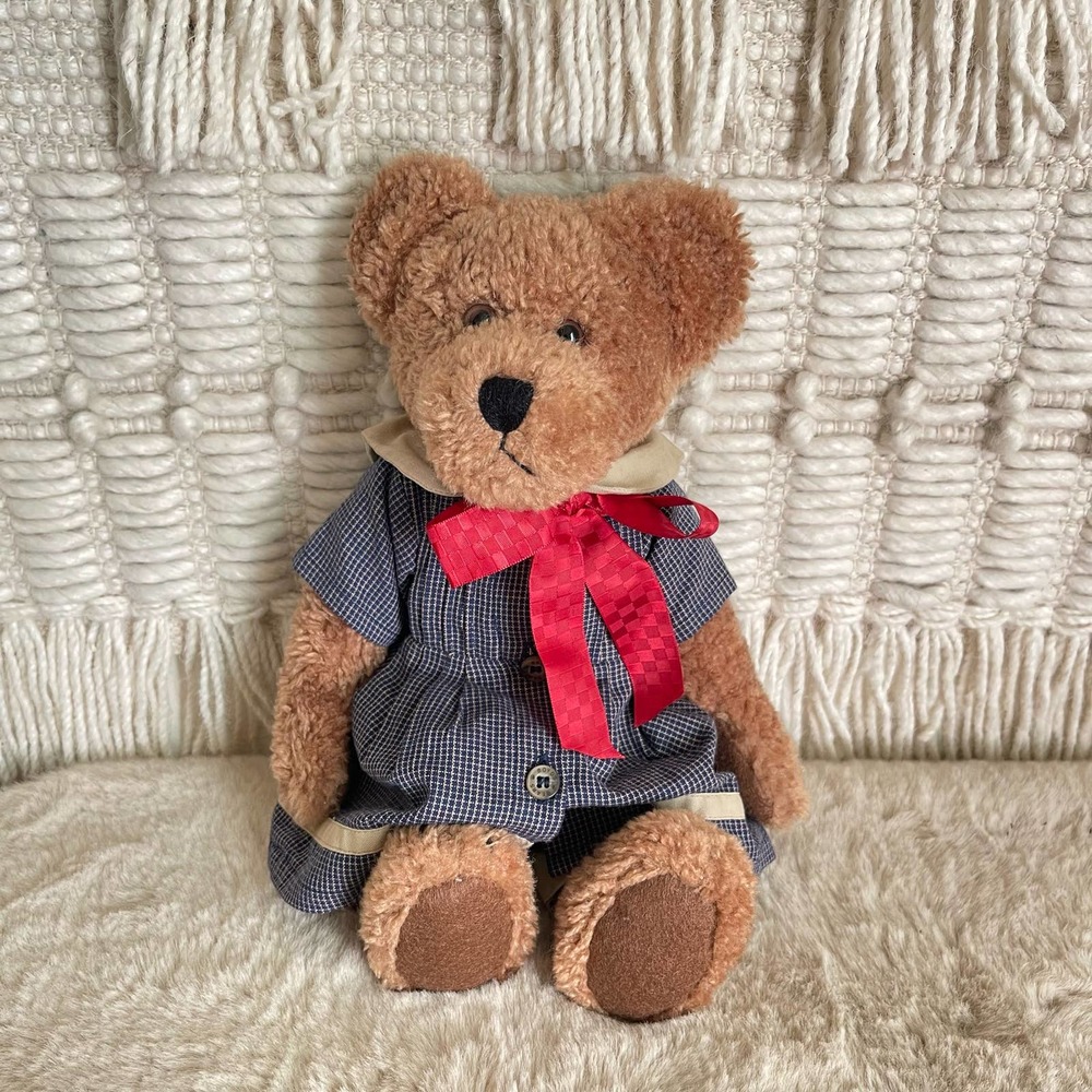 Vintage Boyds Bear Megan Berriman